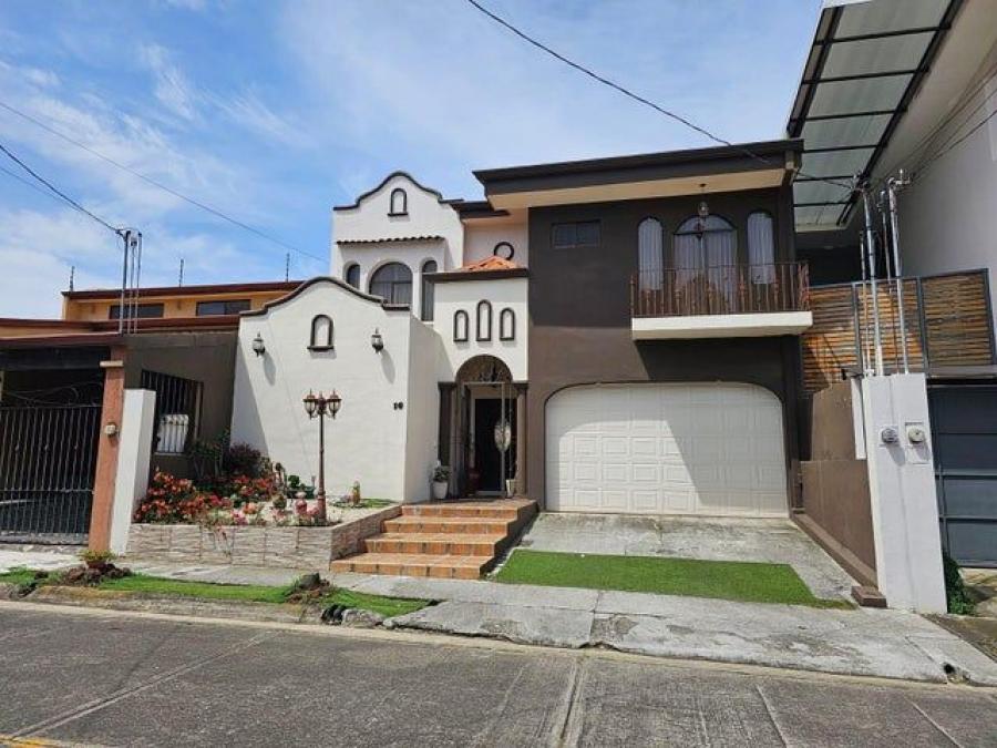 Foto Casa en Venta en Santo Tomás, Heredia - U$D 258.500 - CAV104674 - BienesOnLine