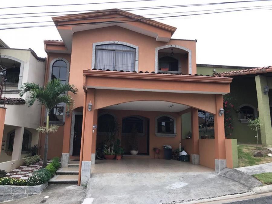 Foto Casa en Venta en San Francisco de Heredia, San Francisco de Heredia, Heredia - ¢ 130.000.000 - CAV60454 - BienesOnLine