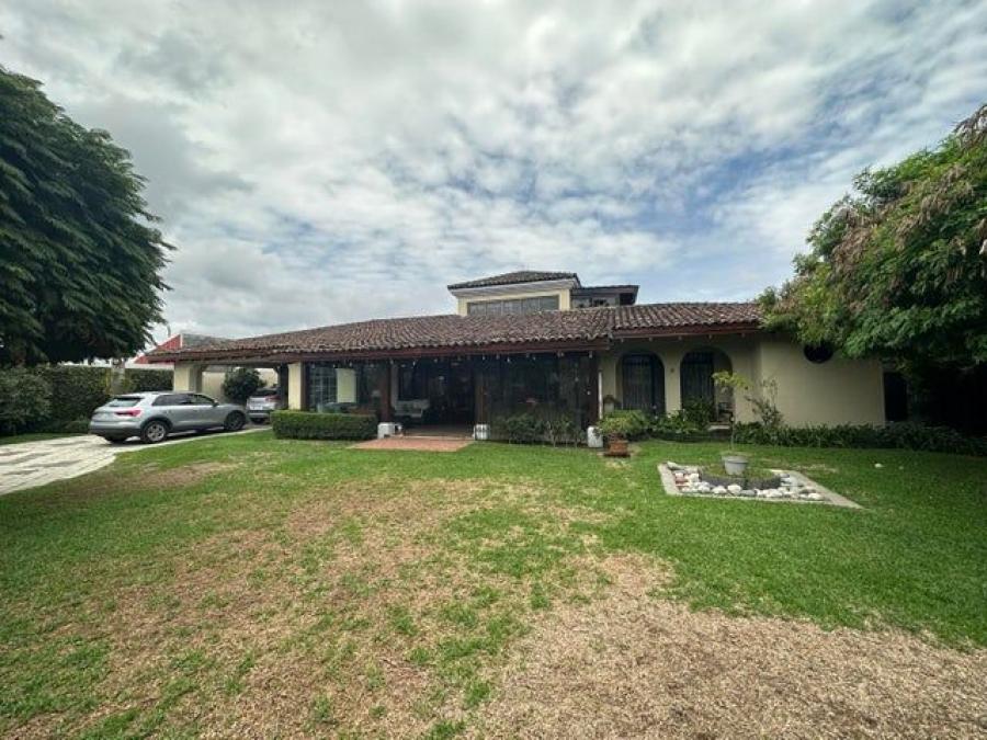 Foto Casa en Venta en Santo Domingo, Heredia - U$D 800.000 - CAV106491 - BienesOnLine