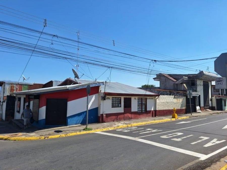 Se vende lote con 3 locales en San Antonio de Escaz? 24-1368