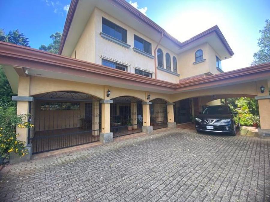 Foto Casa en Venta en Angeles, Heredia - U$D 750.000 - CAV106477 - BienesOnLine