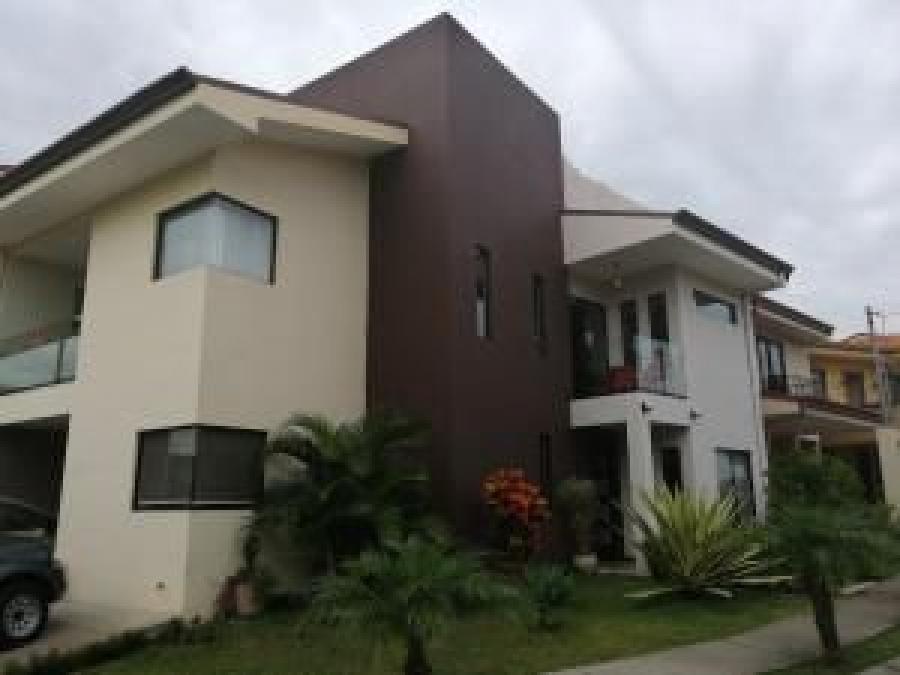 Foto Casa en Venta en Alajuela, Alajuela - U$D 161.000 - CAV28141 - BienesOnLine