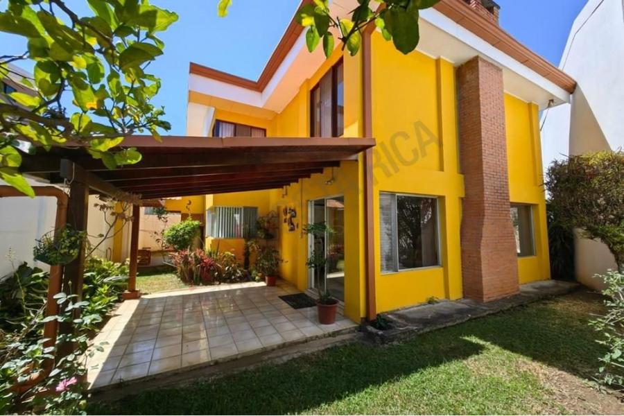 Foto Casa en Venta en Beln, Heredia - U$D 350.000 - CAV102681 - BienesOnLine