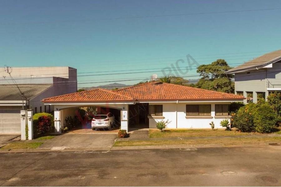 Foto Casa en Venta en Garita, Alajuela - U$D 295.000 - CAV103917 - BienesOnLine