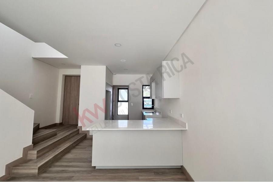 Foto Casa en Venta en Santa Ana, San Jos - U$D 190.000 - CAV103821 - BienesOnLine