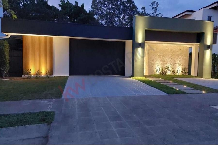 Foto Casa en Venta en Santa Ana, San Jos - U$D 1.250.000 - CAV99833 - BienesOnLine