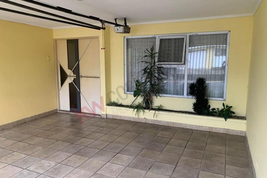 Foto Casa en Venta en Uruca, San Jos - ¢ 110.000.000 - CAV100871 - BienesOnLine