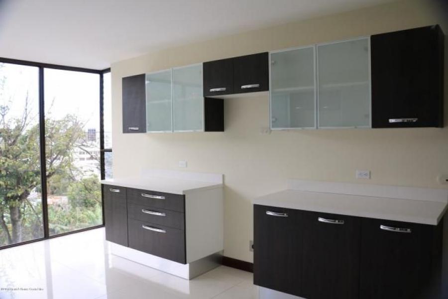 Foto Apartamento en Venta en Escaz, San Jos - U$D 410.000 - APV30915 - BienesOnLine