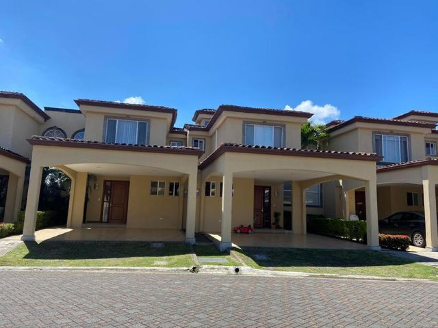 Foto Casa en Venta en Escaz, San Jos - U$D 200.000 - CAV38307 - BienesOnLine