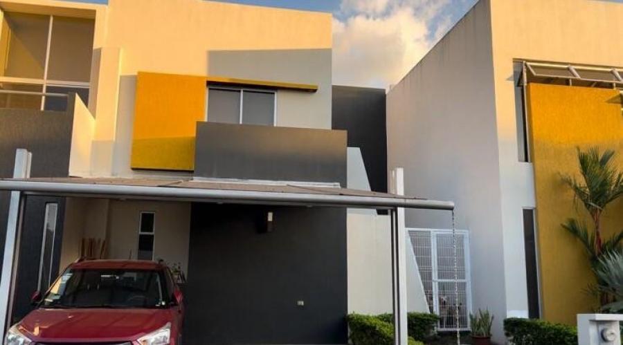 Foto Casa en Venta en Piedades, San José - U$D 250.000 - CAV104144 - BienesOnLine