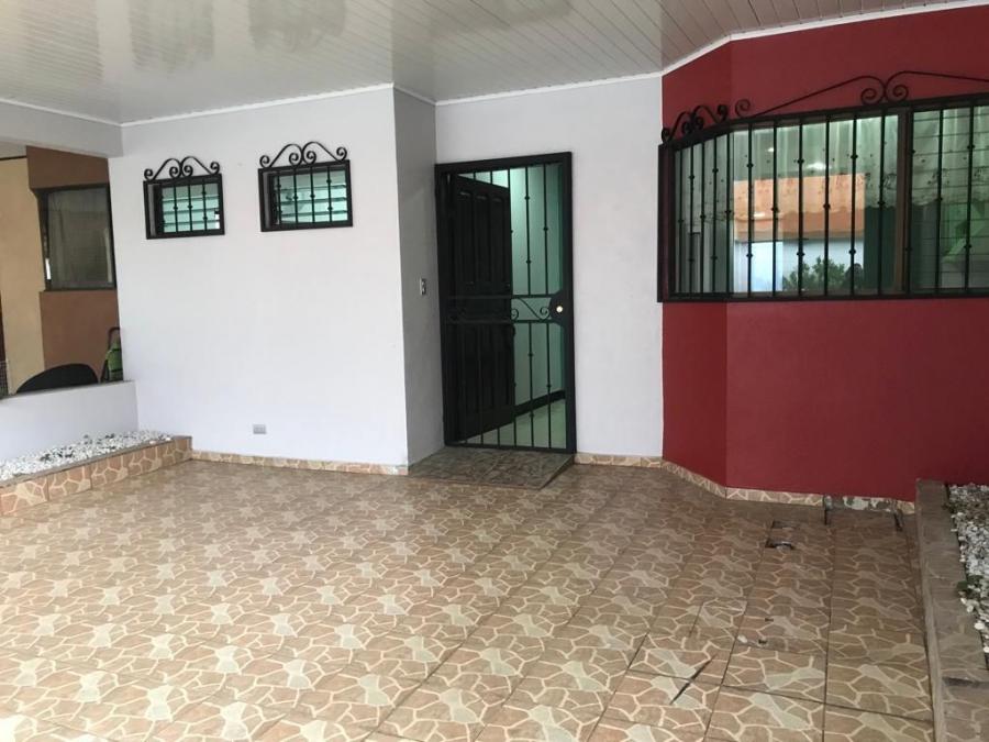 Foto Casa en Venta en Rincón de Ricardo, m², Heredia - ¢ 75.000.000 - CAV80703 - BienesOnLine