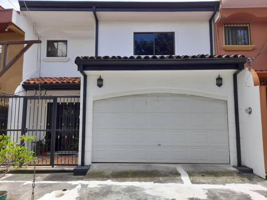 Foto Casa en Venta en Escazú, San José - U$D 205.000 - CAV104023 - BienesOnLine