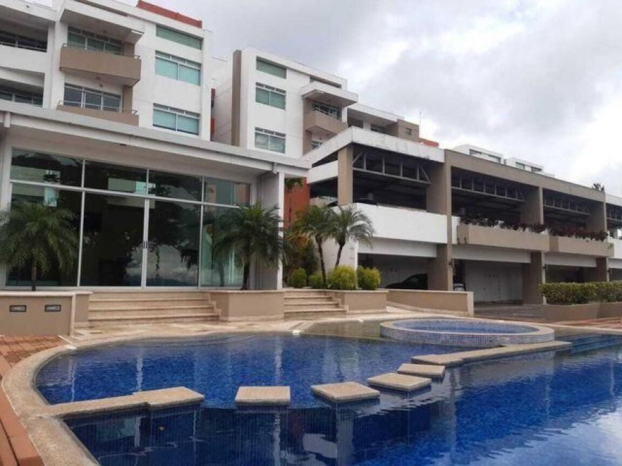 Venta de Apartamento en Pozos, Santa Ana.