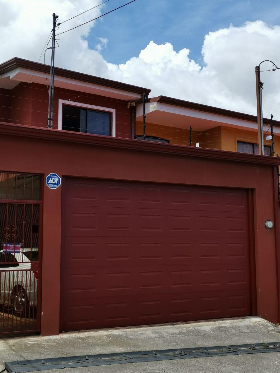 Venta de casa en Aserrí, Barrio María Auxiliadora