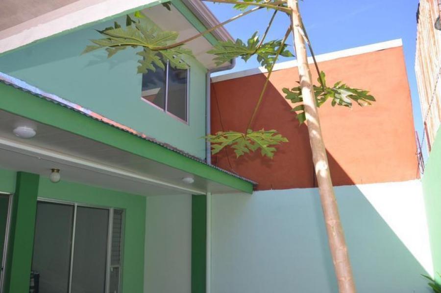 Foto Casa en Venta en Bosques de Santa Ana, Santa Ana, San Jos - U$D 149.500 - CAV41766 - BienesOnLine