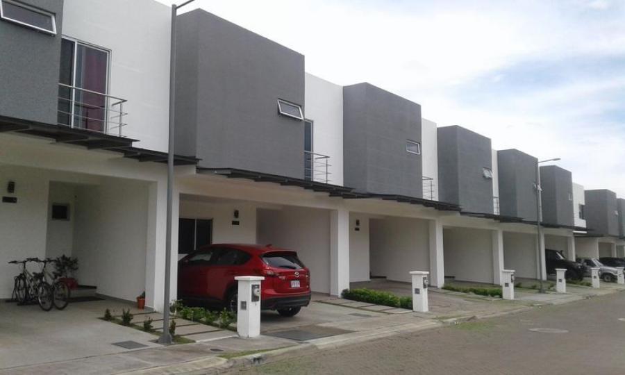 Foto Casa en Venta en Brasil, Santa Ana, San Jos - ¢ 124.000.000 - CAV49670 - BienesOnLine