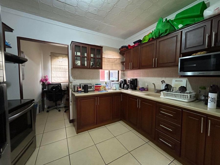 Venta de casa en Condominio San Agustin Heredia MGA