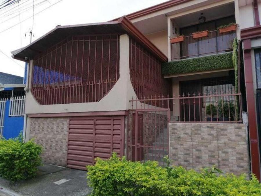 Venta de Casa en Desamparados, San José.