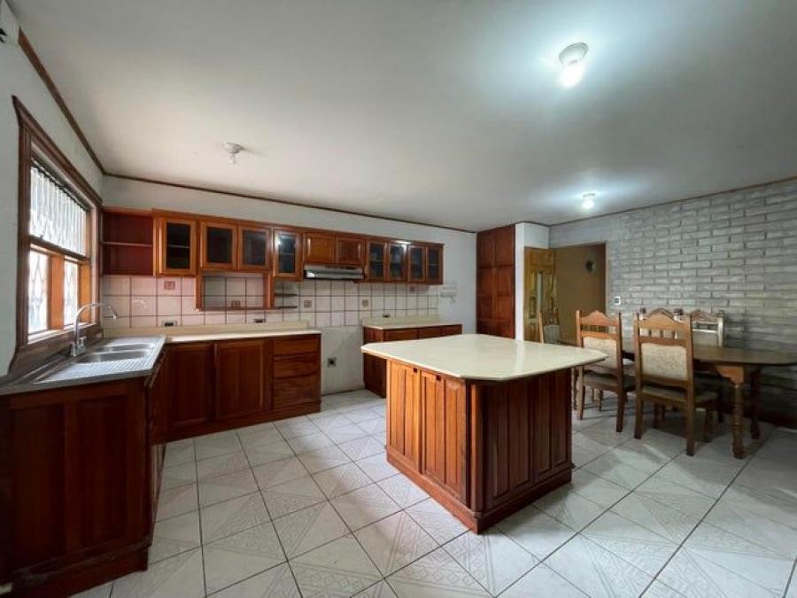 Foto Casa en Venta en Escazú, San José - U$D 443.000 - CAV107922 - BienesOnLine