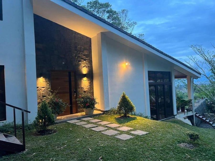 Foto Casa en Venta en Escaz, San Jos - U$D 695.000 - CAV106529 - BienesOnLine