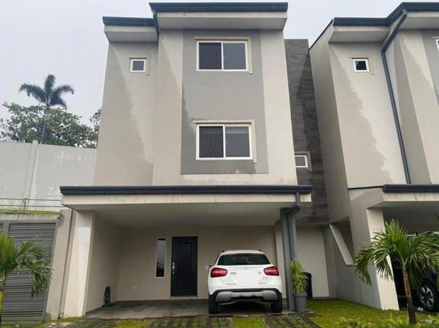 Foto Casa en Venta en Escazú, San José - U$D 300.000 - CAV105600 - BienesOnLine