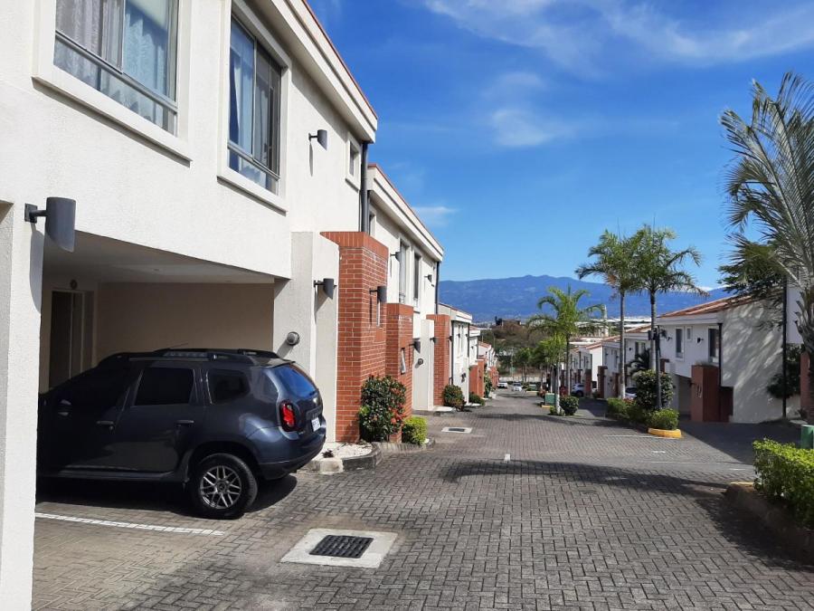 Foto Casa en Venta en Escaz, San Jos - U$D 175.000 - CAV41598 - BienesOnLine