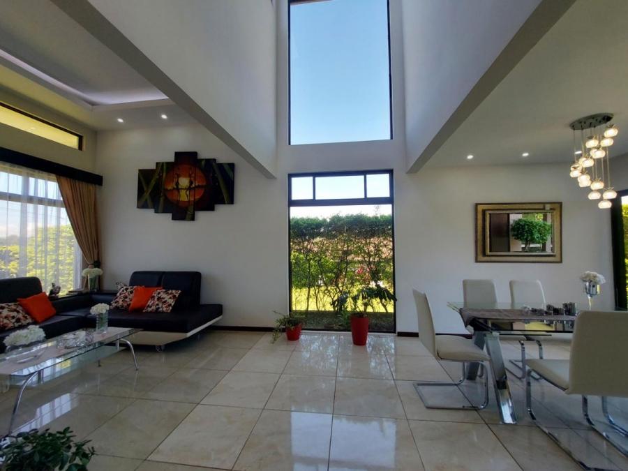 Foto Casa en Venta en Gucima, Alajuela - U$D 330.000 - CAV98750 - BienesOnLine