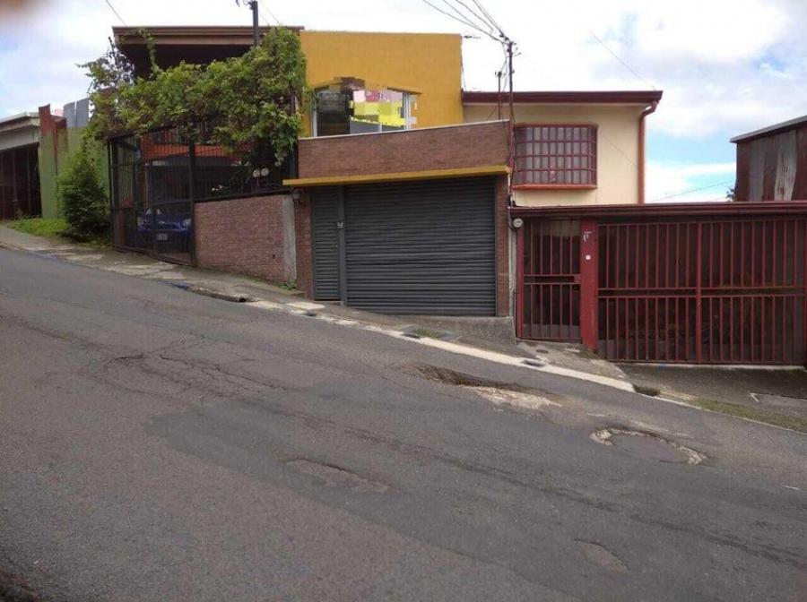 Venta de Casa en Merced, San José. RAH 24-1911