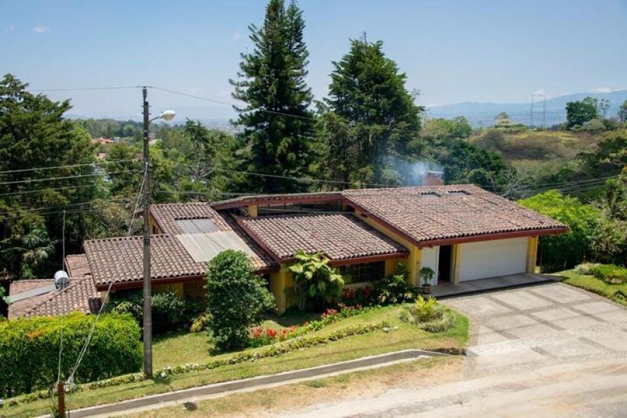 Venta de Casa en Montes de Oca, San José. 