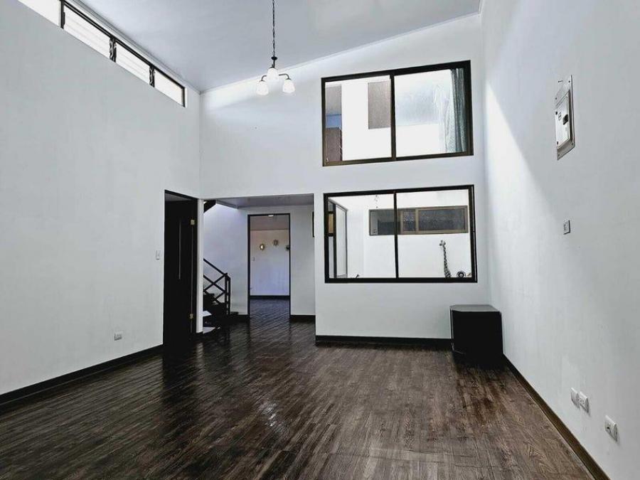 Foto Casa en Venta en Moravia, San José - U$D 299.000 - CAV101723 - BienesOnLine