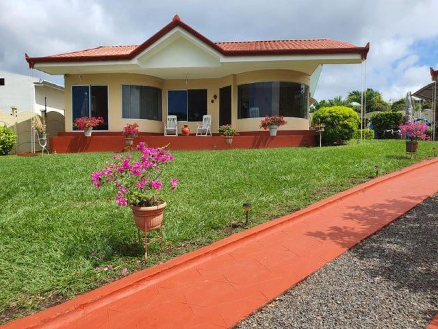 Foto Casa en Venta en Orotina, Alajuela - U$D 169.500 - CAV96114 - BienesOnLine