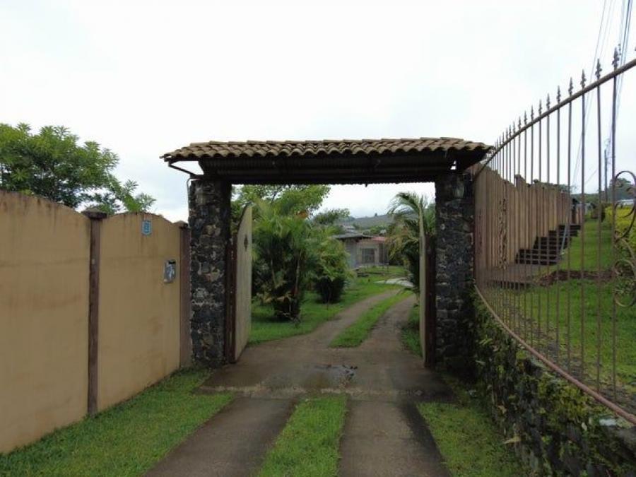 Venta de Casa en Paraiso, Cartago.