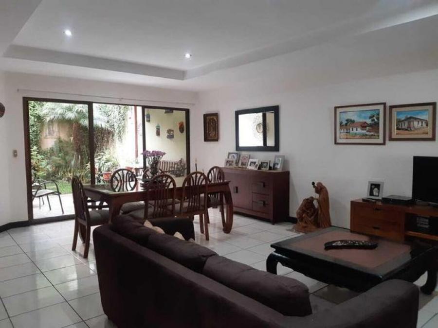 Foto Casa en Venta en Pozos, Santa Ana, San Jos - ¢ 165.000.000 - CAV49818 - BienesOnLine