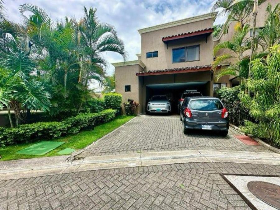 Foto Casa en Venta en Santa Ana, San José - U$D 282.000 - CAV104331 - BienesOnLine