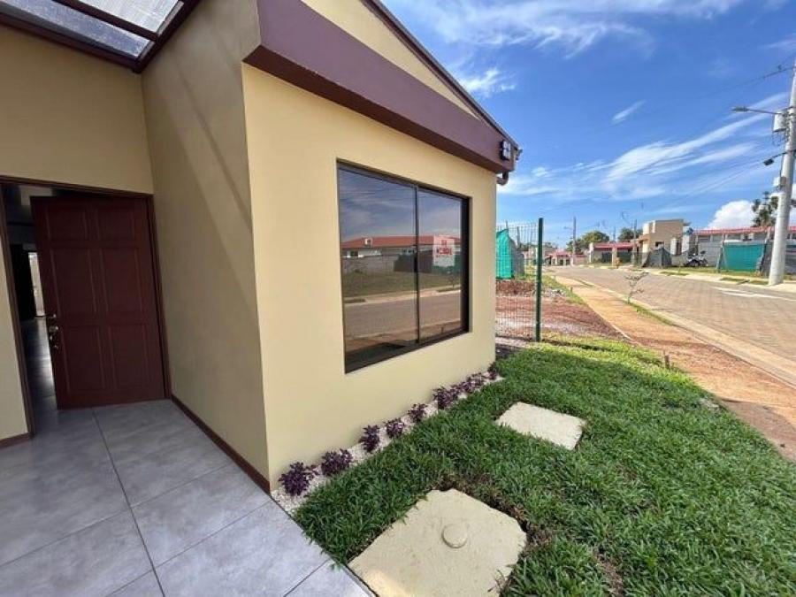 Venta de Casa en Puente de Piedra, Alajuela. RAH 25-317