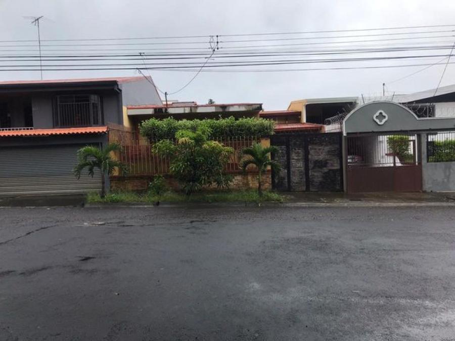 Foto Casa en Venta en Rohrmoser, Pavas, San José - U$D 140.000 - CAV35910 - BienesOnLine