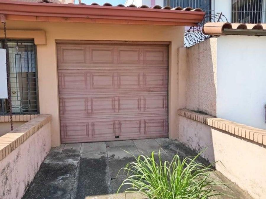 Venta de Casa en Rohrmoser, San José. RAH 24-1605