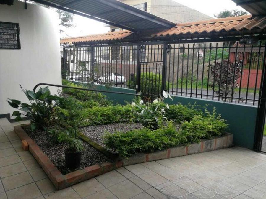 Venta de Casa en Sabanilla, Montes de Oca.