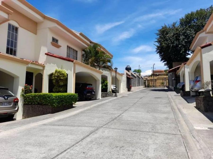 Foto Casa en Venta en Santa Ana, San José - U$D 190.000 - CAV61002 - BienesOnLine