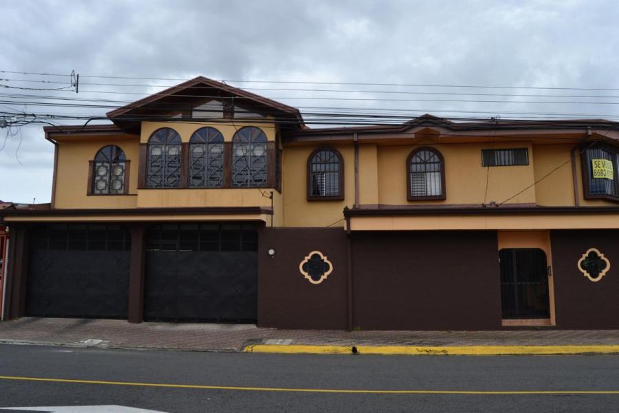 Venta de Casa en San Francisco de Heredia. RAH 25-1017