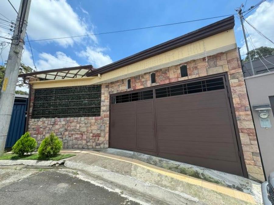 Foto Casa en Venta en San Isidro, Alajuela - U$D 146.000 - CAV105735 - BienesOnLine