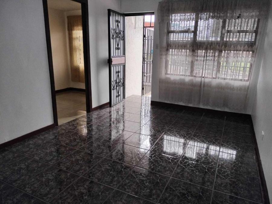 Venta de Casa en San José / Mls. 24-875 OFC