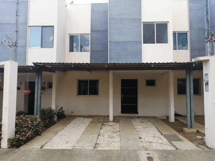 Venta de Casa en San Pablo, Heredia.