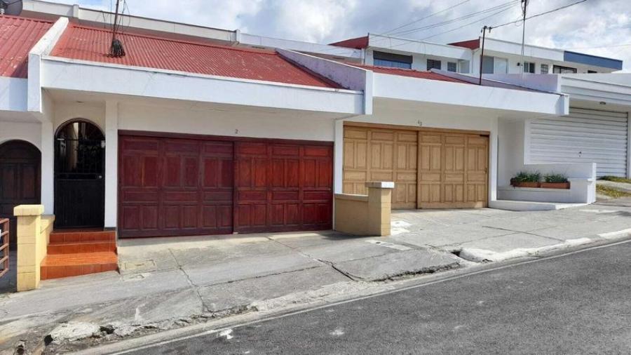 Venta de Casa en San Rafael de Escazú.