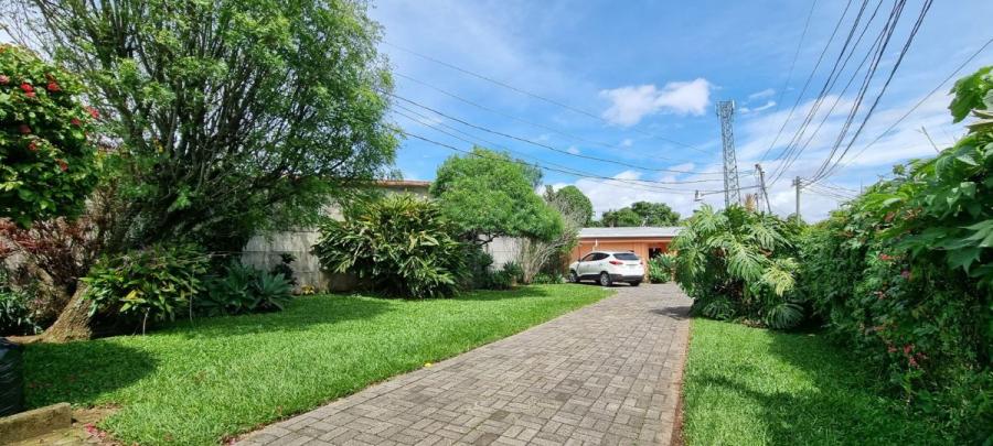 Foto Casa en Venta en San Rafael, Heredia - U$D 400.000 - CAV101636 - BienesOnLine