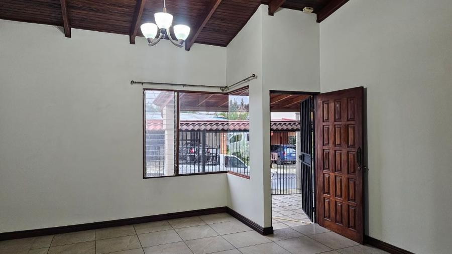 Foto Casa en Venta en San Rafael, Montes de Oca, San José - U$D 174.500 - CAV97629 - BienesOnLine