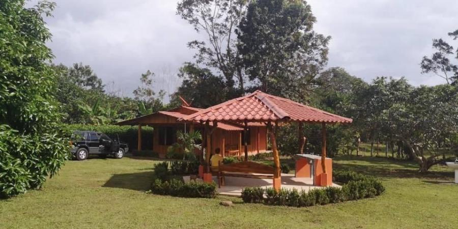 Venta de Casa en San Ramón, Alajuela.