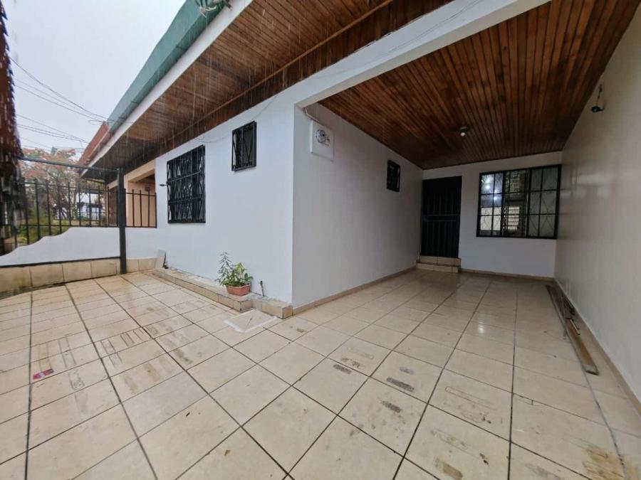 Venta de casa en San Vicente de Moravia #0968