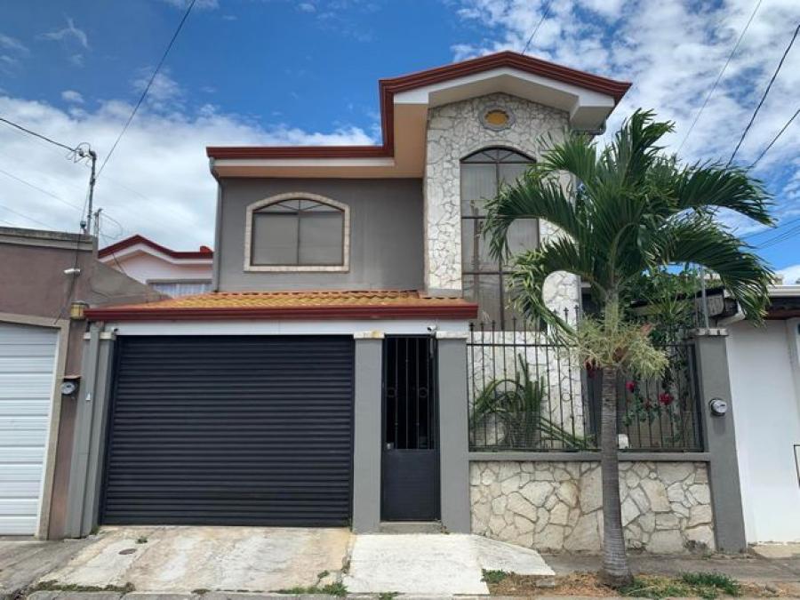 Venta de Casa en Santa Ana.