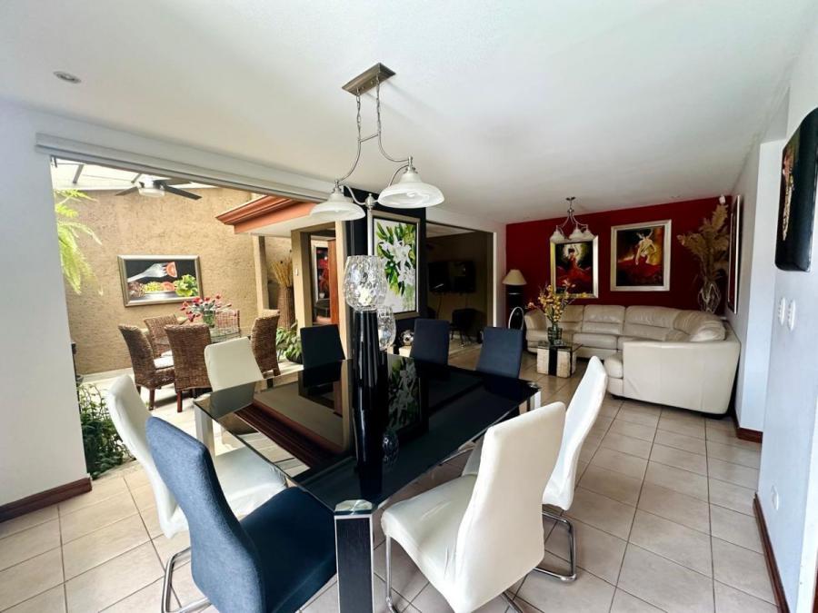 Foto Casa en Venta en pozos, Santa Ana, San Jos - U$D 245.000 - CAV104943 - BienesOnLine